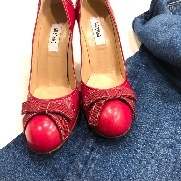 Red Moschino Pump - Picture 1 of 7